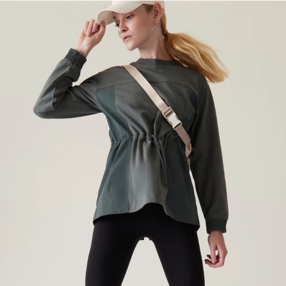 Athleta triumph hybrid crew neck sweatshirt size XS green